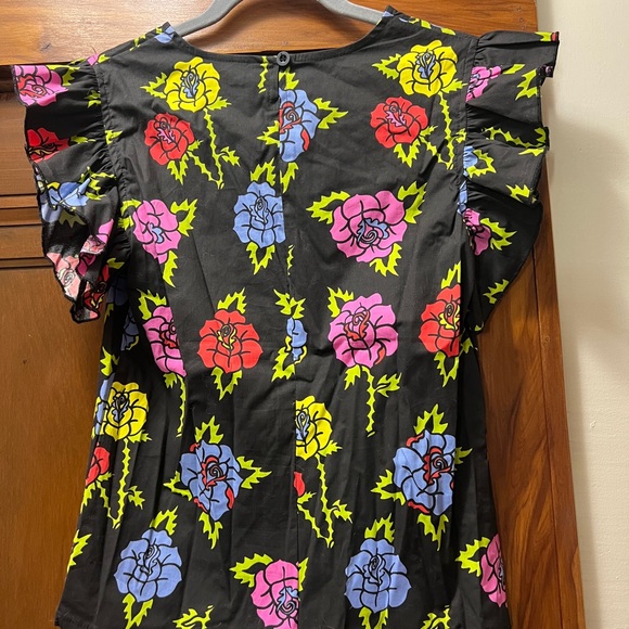Nooworks Roses ruffle sleeve top - Picture 2 of 3